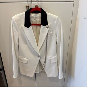 Veronica Beard White Blazer with Black Contrast Lapel and Chain Detail Sz 10